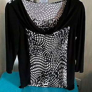 Libra Medium Black and White Top